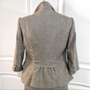 Vintish White House Black Market ruffle linen look blazer size 10